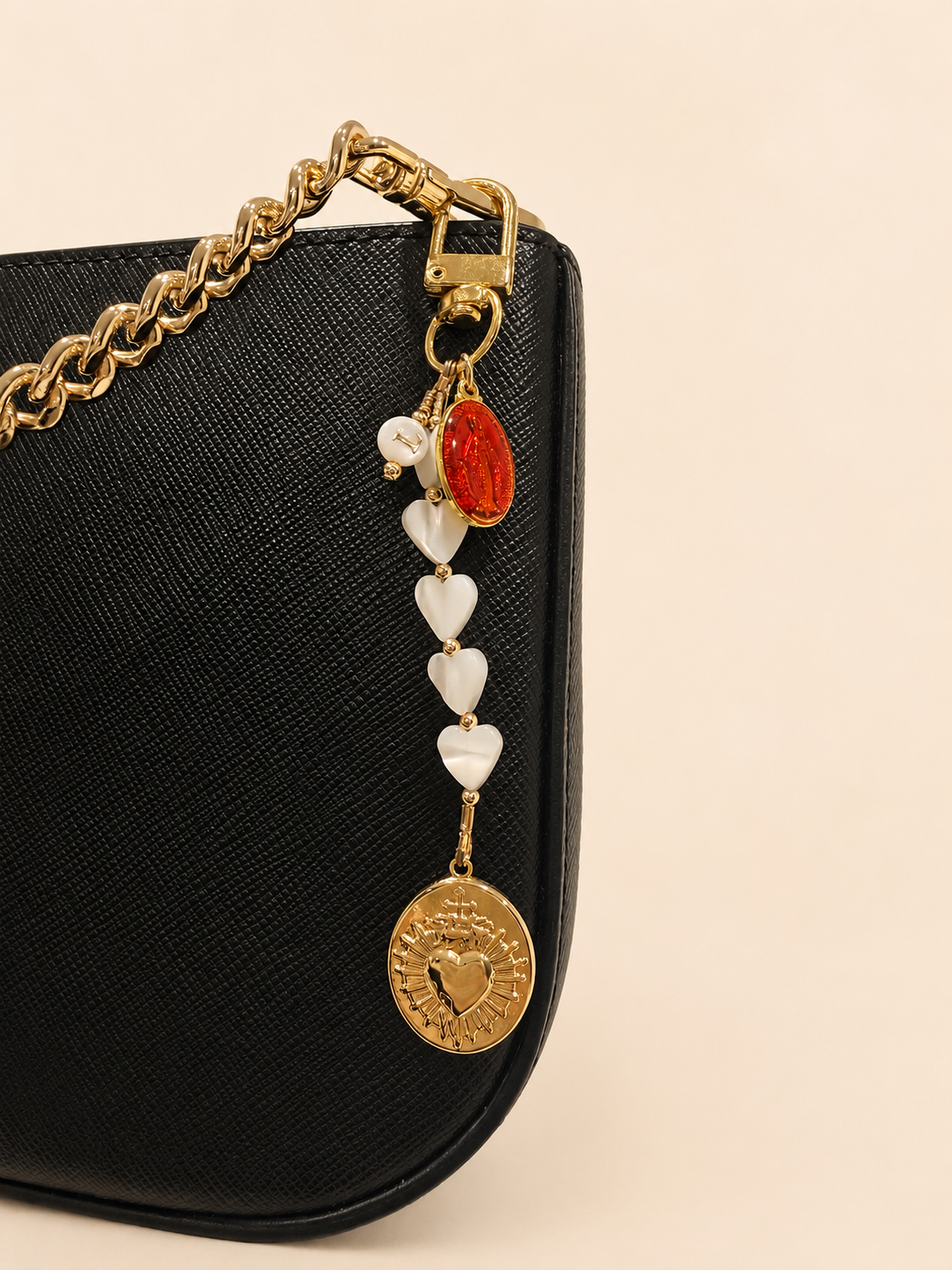 Sacred Heart Bag Clip