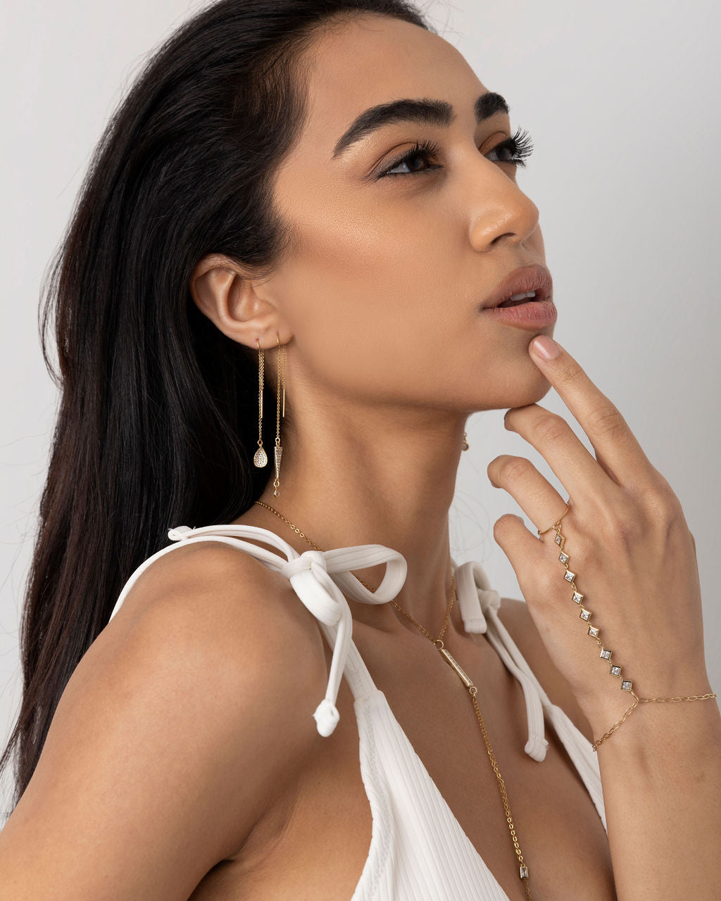 Scarlett Hand Chain