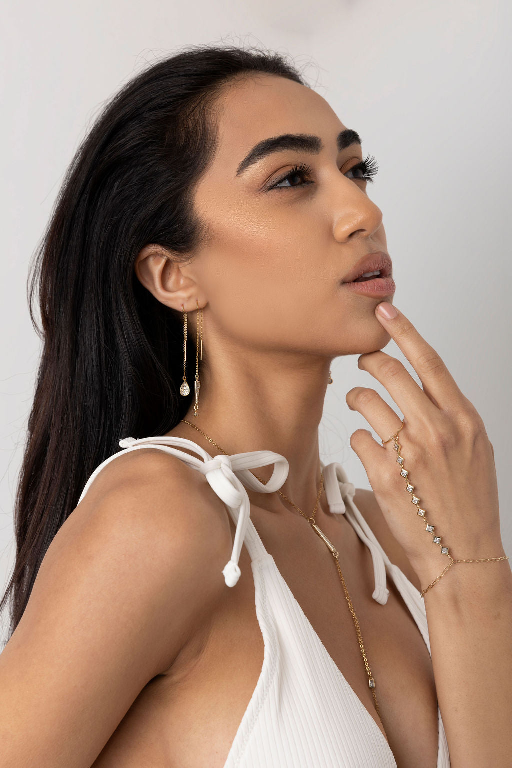Scarlett Hand Chain