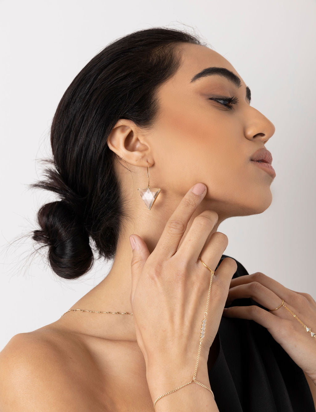 Taneil Hand Chain - Image 2