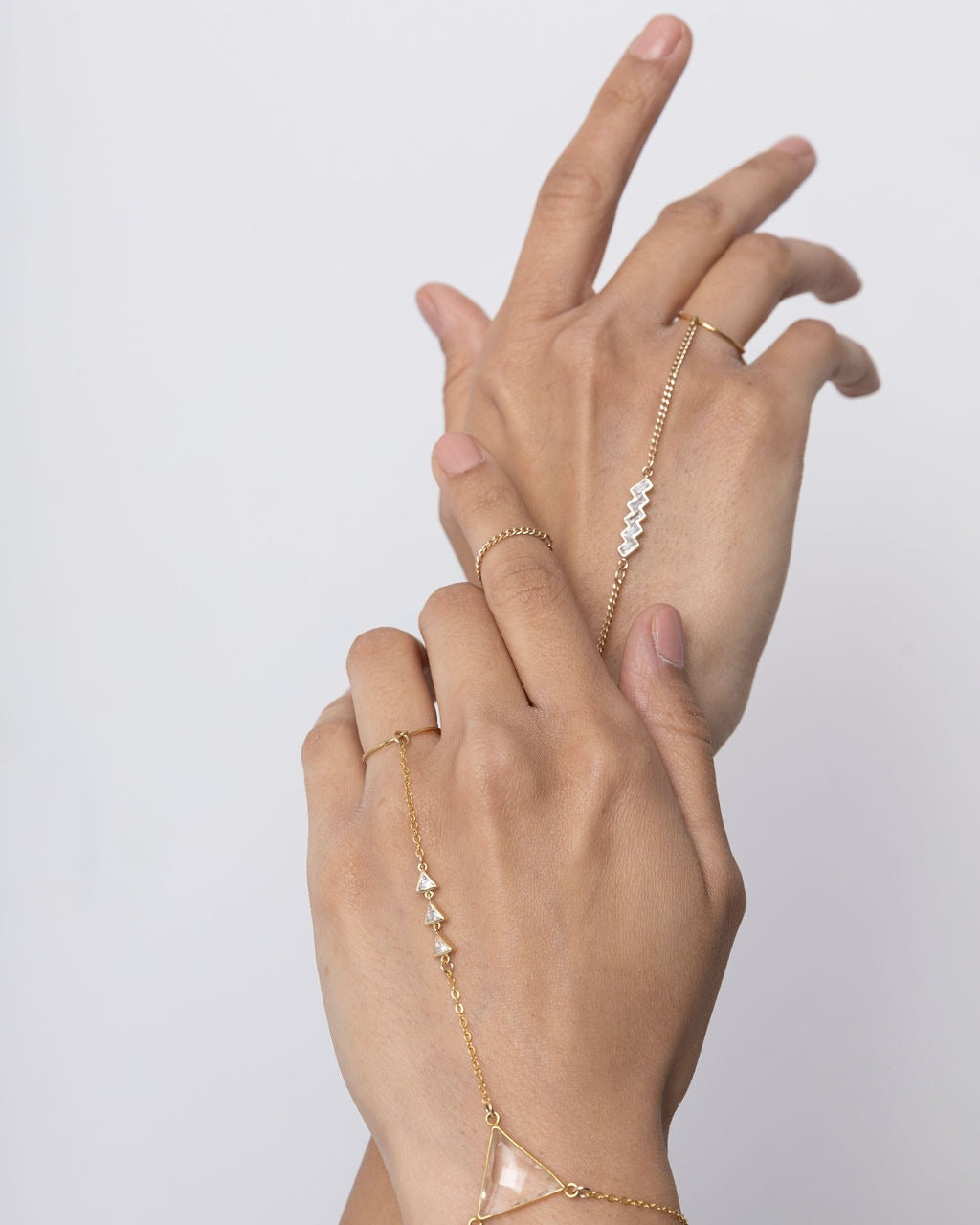 Dita Handchain - Image 2